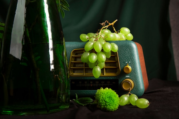 Free photo fruit still life in baroque style