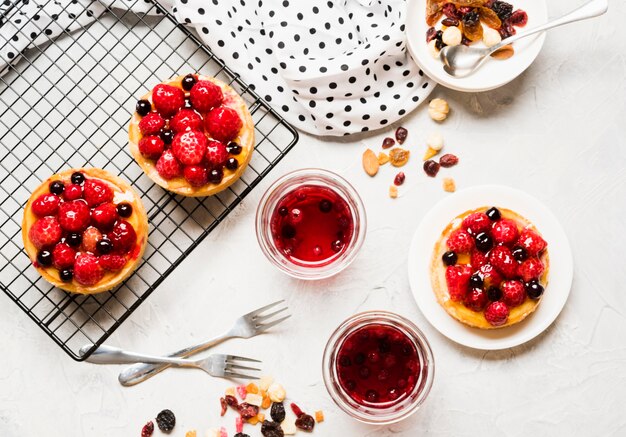 Fruity cakes assortment