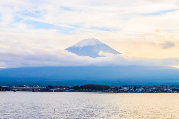 富士山の背景