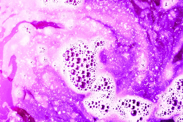 Полный кадр фиолетового фона бомба воды ванны