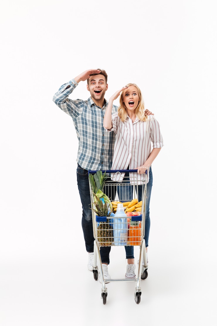 Free Photo full length portrait of a cheerful couple