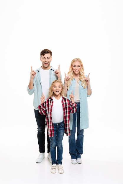 Free photo full length portrait of a joyful young family