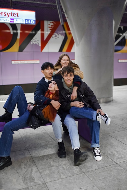 Full shot teens sitting together