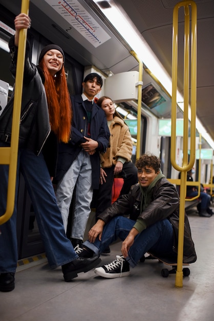 Full shot teens traveling together