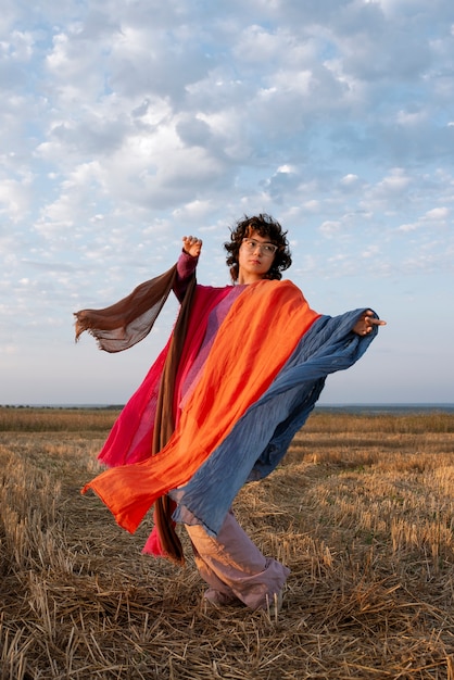 Free photo full shot woman posing fast fashion concept