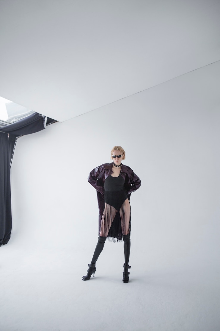Free Photo full shot woman posing with sunglasses