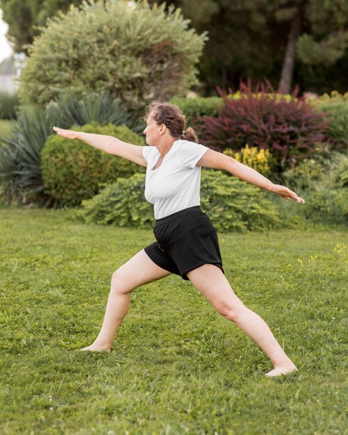 Full shot woman working out