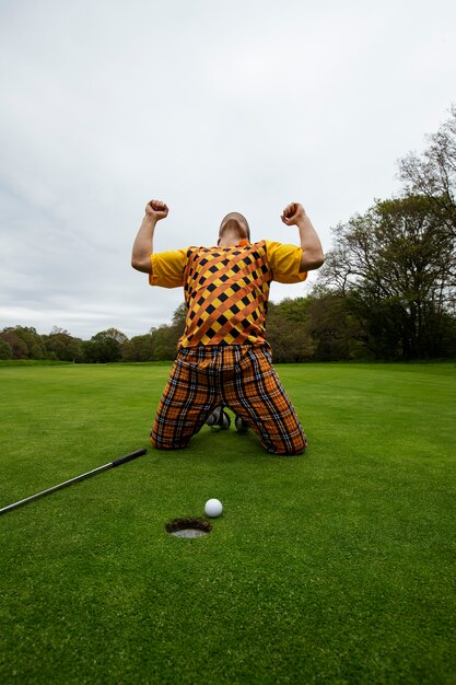 Funny scene about golf