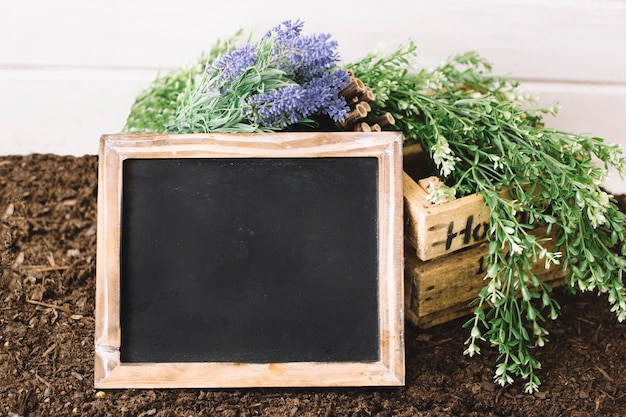 Decorazione giardinaggio con ardesia