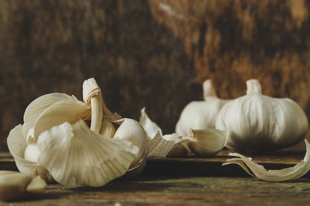 Garlic on the table