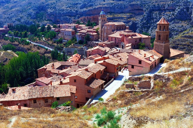 Free photo general view of  albarracin