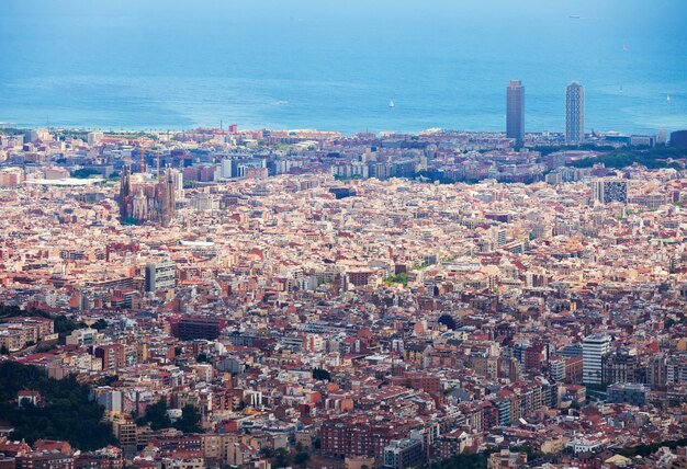 общий вид Барселоны