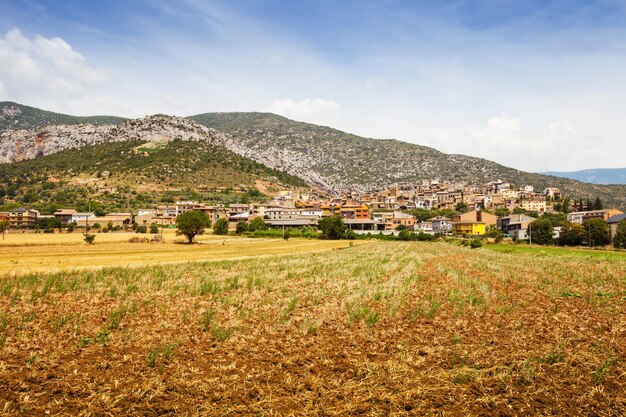 Общий вид старой каталонской деревни. Coll de Nargo