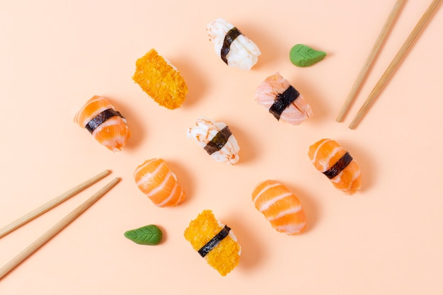 Geometric for with sushi