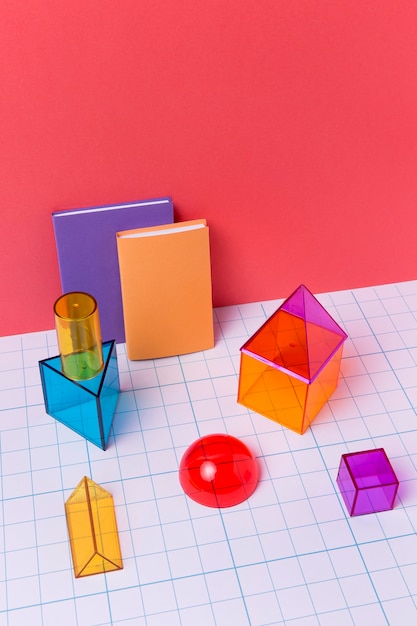 Geometrics arrangement with 3d shapes