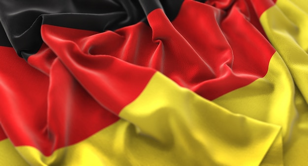 ドイツの旗が美しく波打ち際に浮上マクロ接写