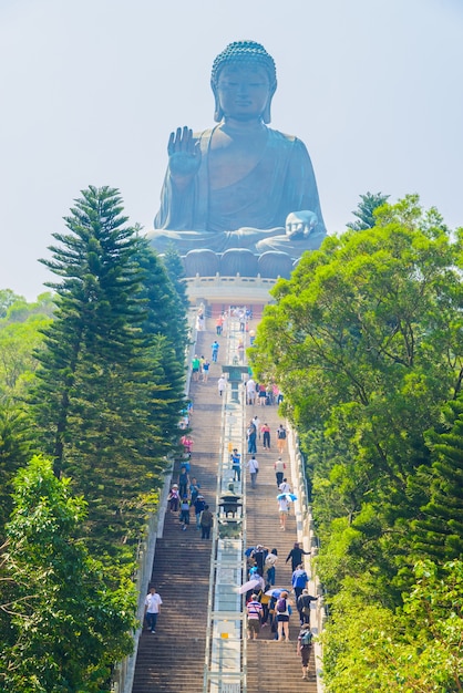 Free photo giant buddha statue