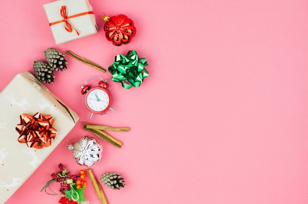 Gift boxes with toys on table 