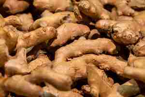 Free photo ginger root in the supermarket closeup food background