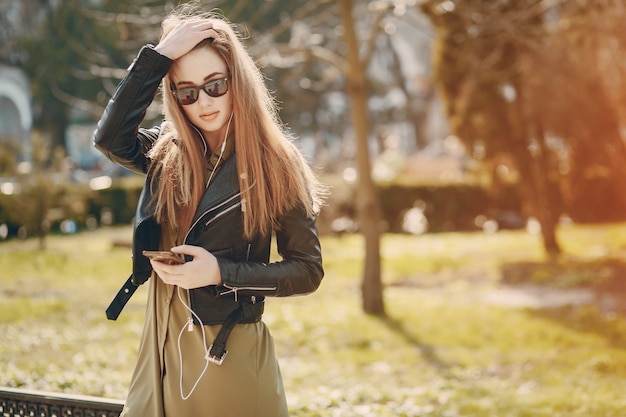 girl in city