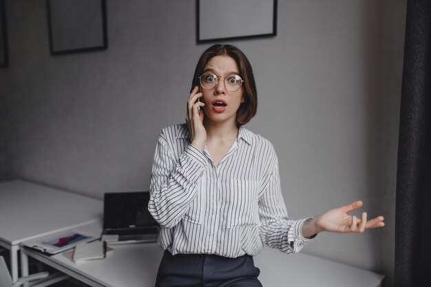 Exploring the Drawbacks of Telephone Communication and Its Alternatives