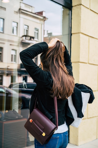 the girl is shopping