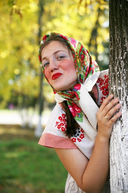 Free photo girl in russian traditional clothes