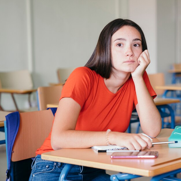 学校休暇中の女の子