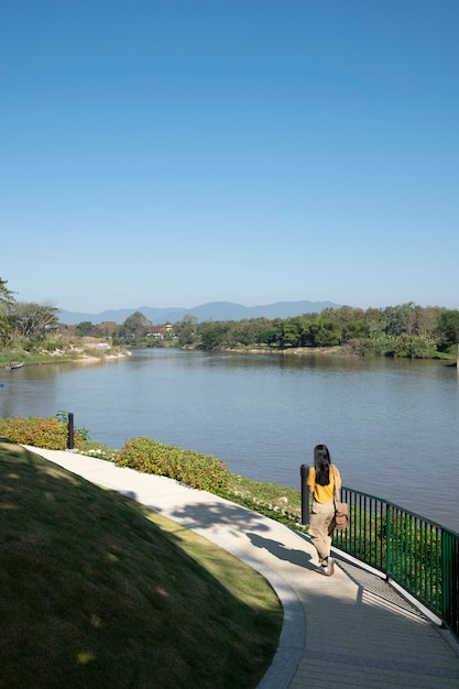 Free photo girl walk side lake