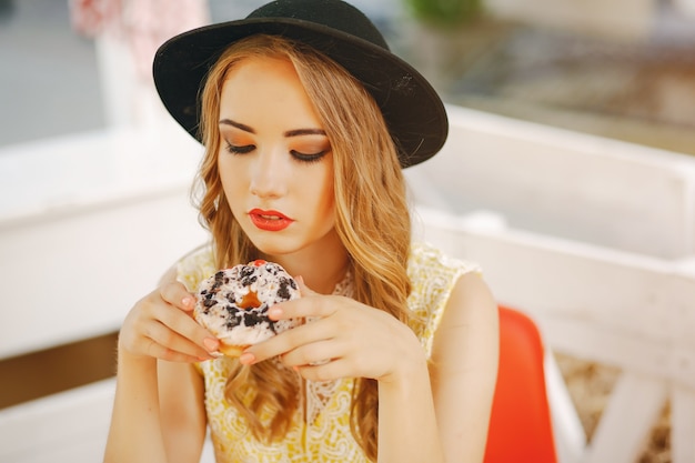 Free photo girl with donut