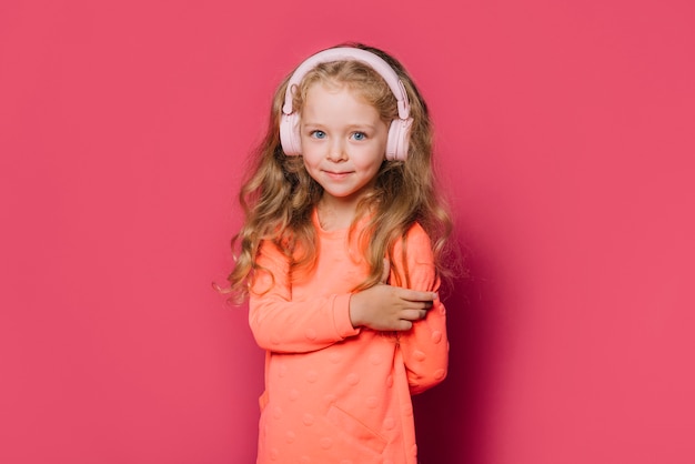 Free photo girl with headphones