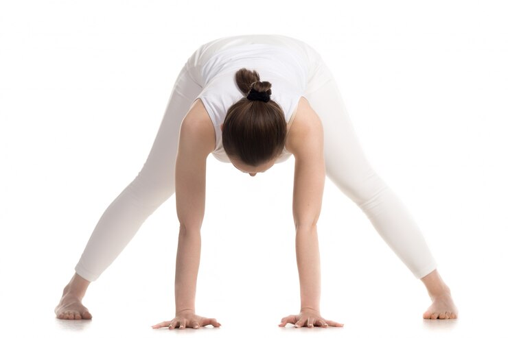 Free Photo girl working out with hands on the floor