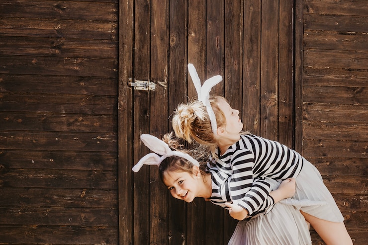 Free Photo girls having fun near shed