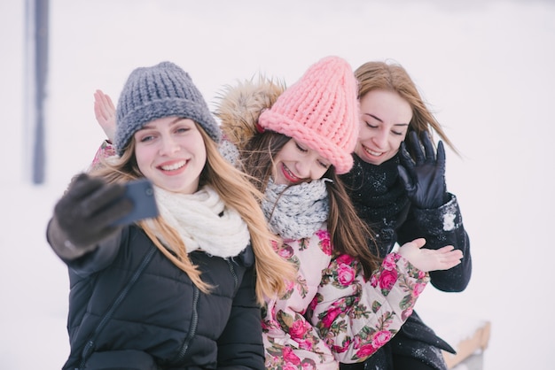 girls in nature