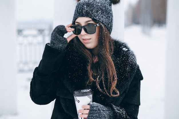 Free photo girls in winter