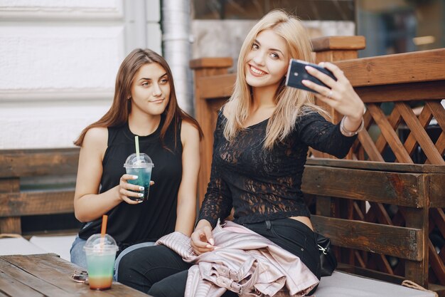 girls with phone