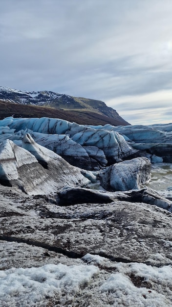 Free photo glacier hiking vatnajokull ice cap