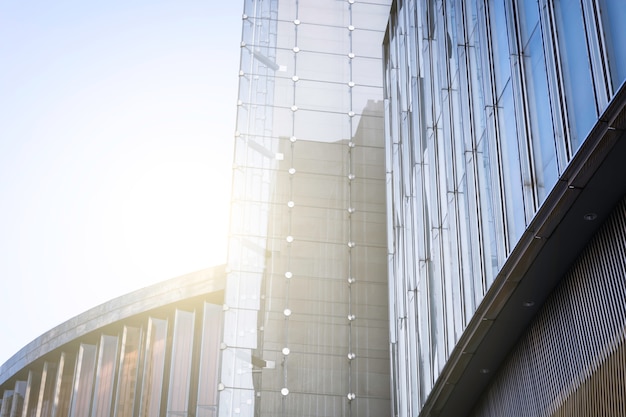 Free photo glass buildings with the sun