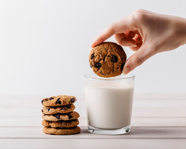glass of milk and chocolate cookies