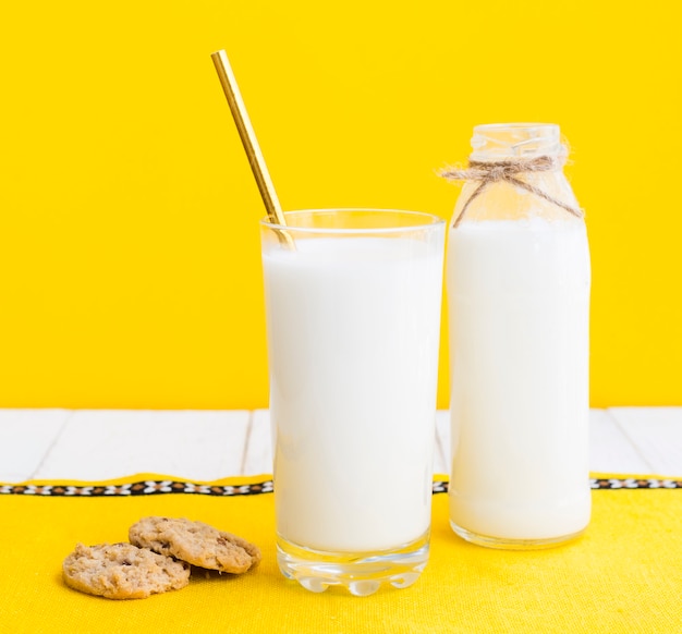 Glass of milk and cookies