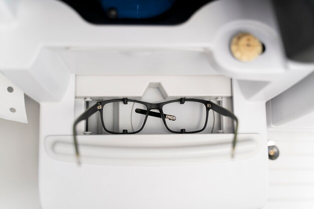 Glasses with black frames arrangement