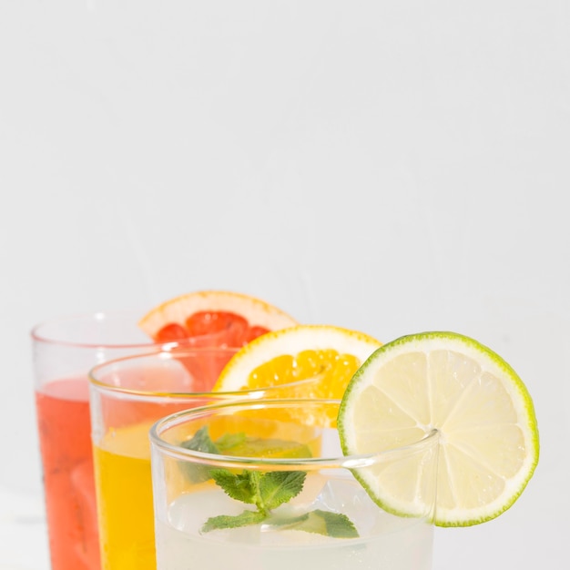 Glasses with citrus drink aroma