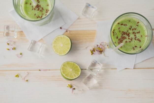 Glasses with lime smoothie