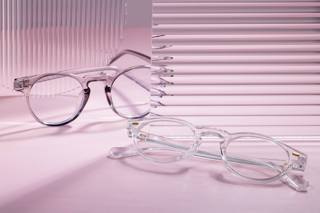 Free photo glasses with slightly rounded frame