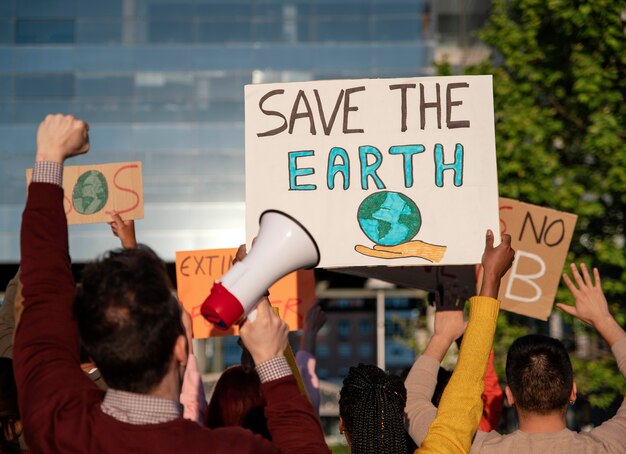 地球温暖化の抗議のクローズアップ
