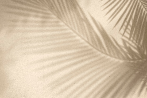 Бесплатное фото Золотой фон с пальмой