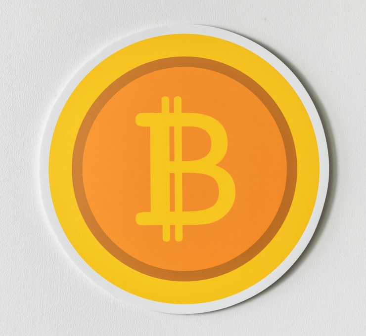 Free Photo golden bitcoin cryptocurrency icon isolated