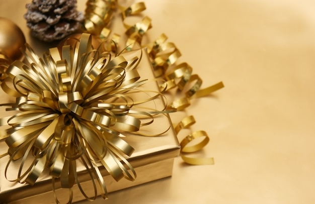 Free photo golden christmas gift