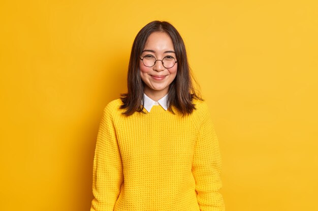 女性の顔 写真 428 000 高画質の無料ストックフォト