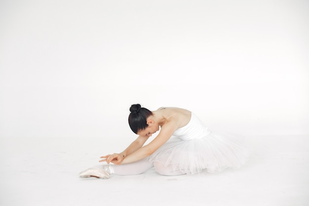 Gorgeous ballet dancer. Ballerina in pointe.